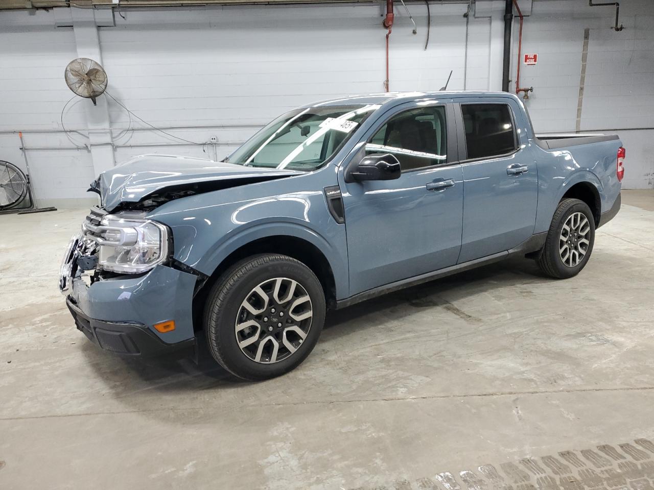 FORD MAVERICK LARIAT