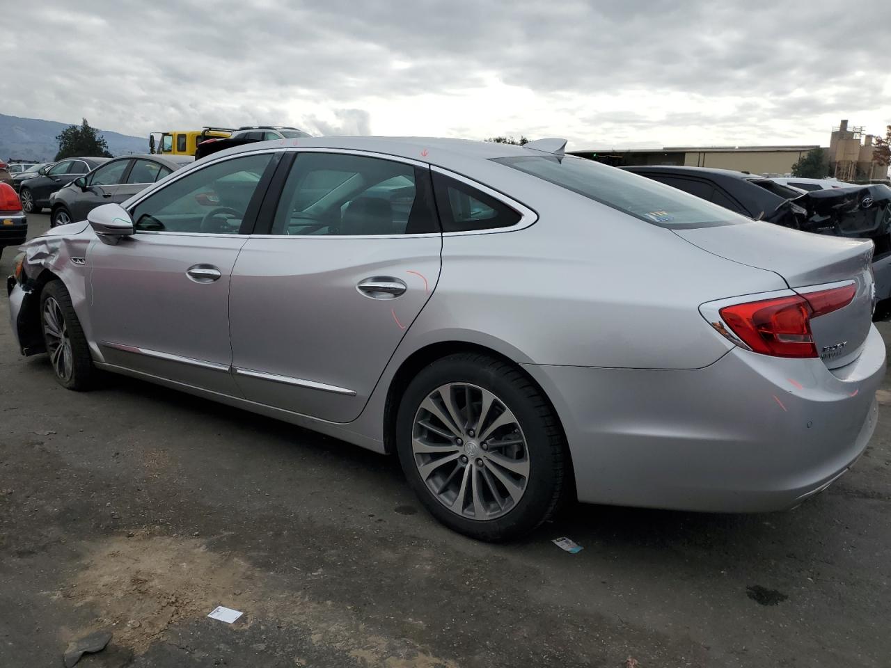 BUICK LACROSSE PREMIUM