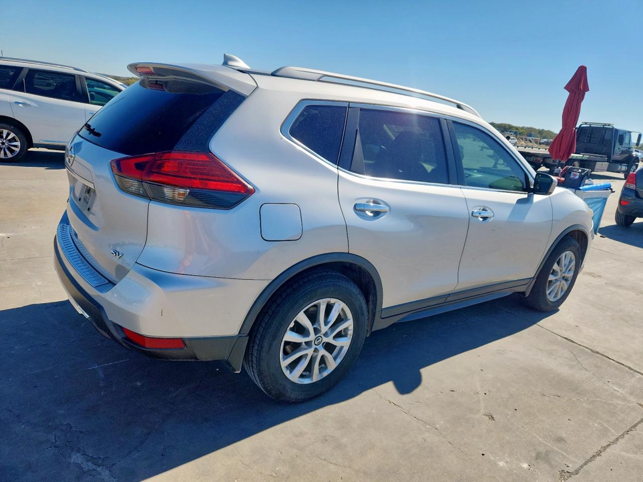NISSAN ROGUE S