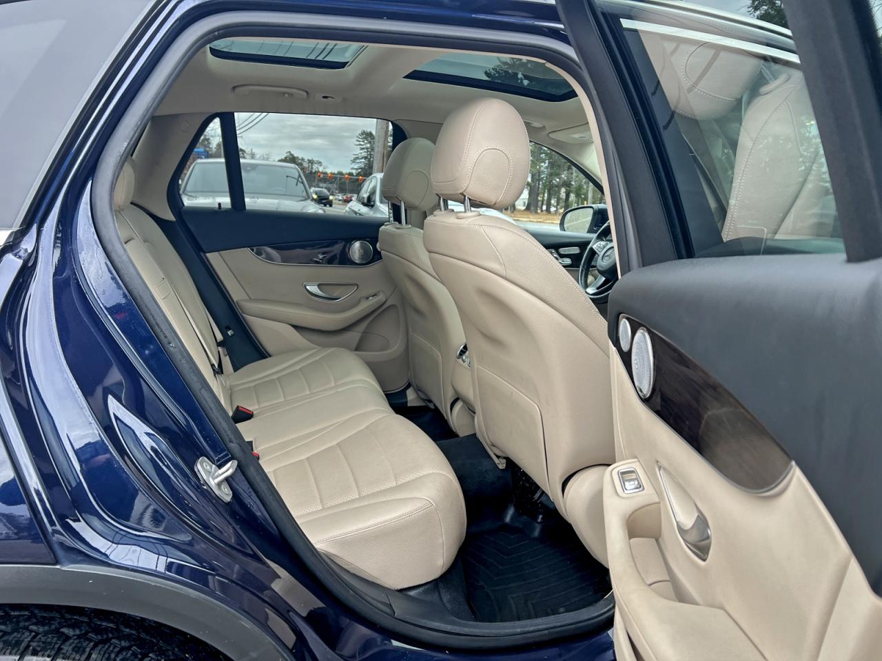 MERCEDES-BENZ GLC-CLASS 300 4MATIC