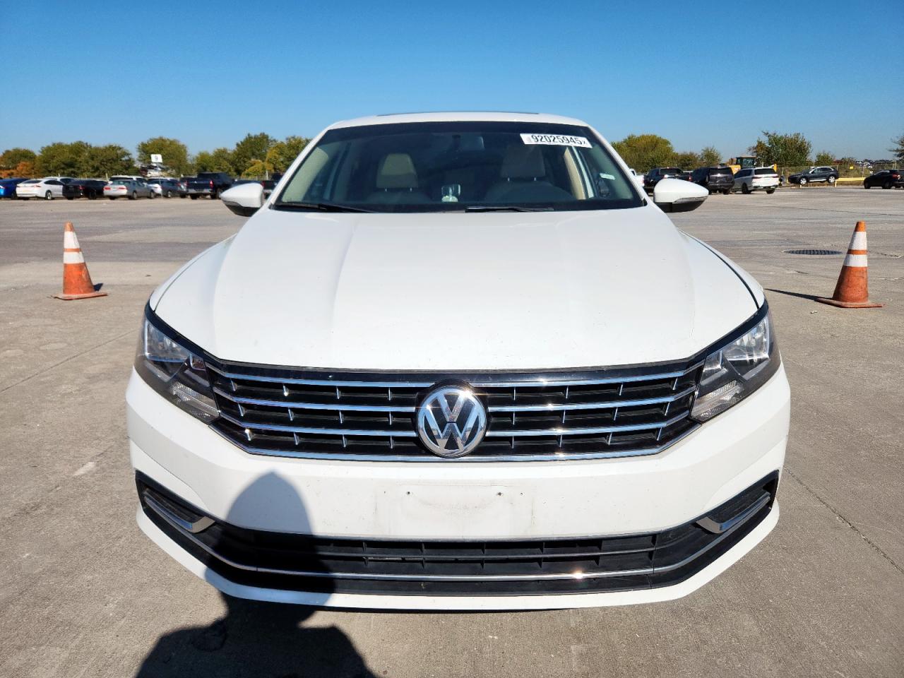 VOLKSWAGEN PASSAT WOLFSBURG