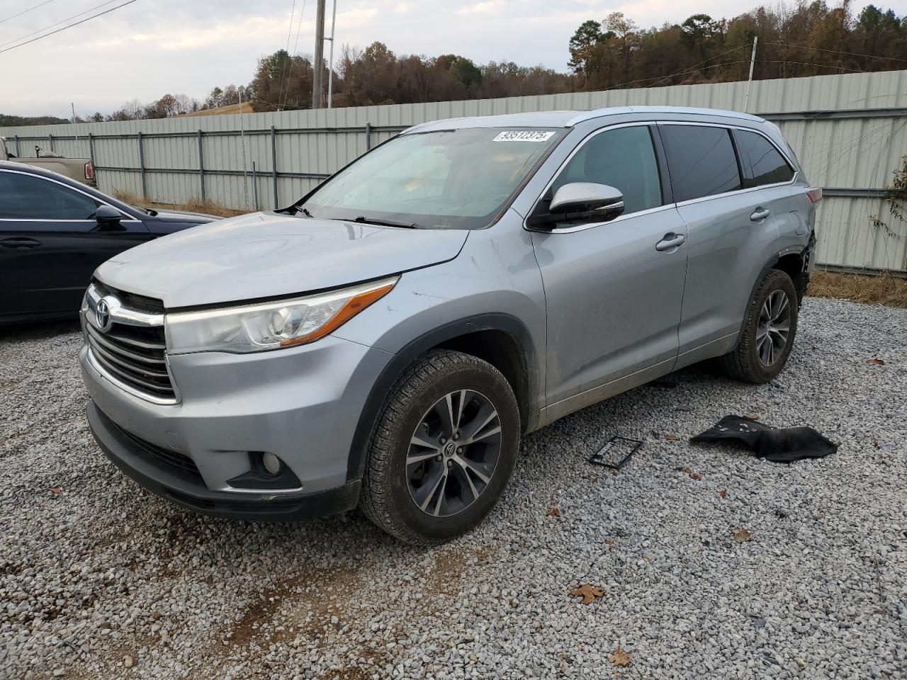TOYOTA HIGHLANDER XLE