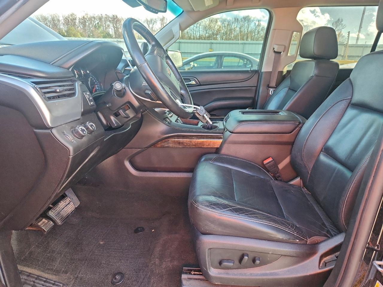 CHEVROLET SUBURBAN K1500 LT