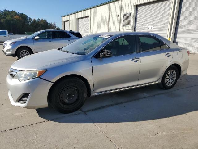 Global Auto Auctions: 2014 TOYOTA CAMRY L