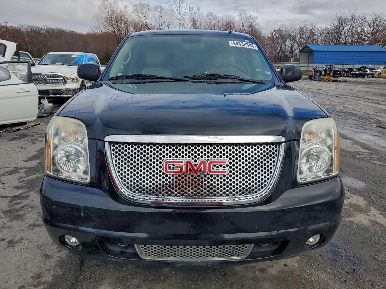 GMC YUKON DENALI