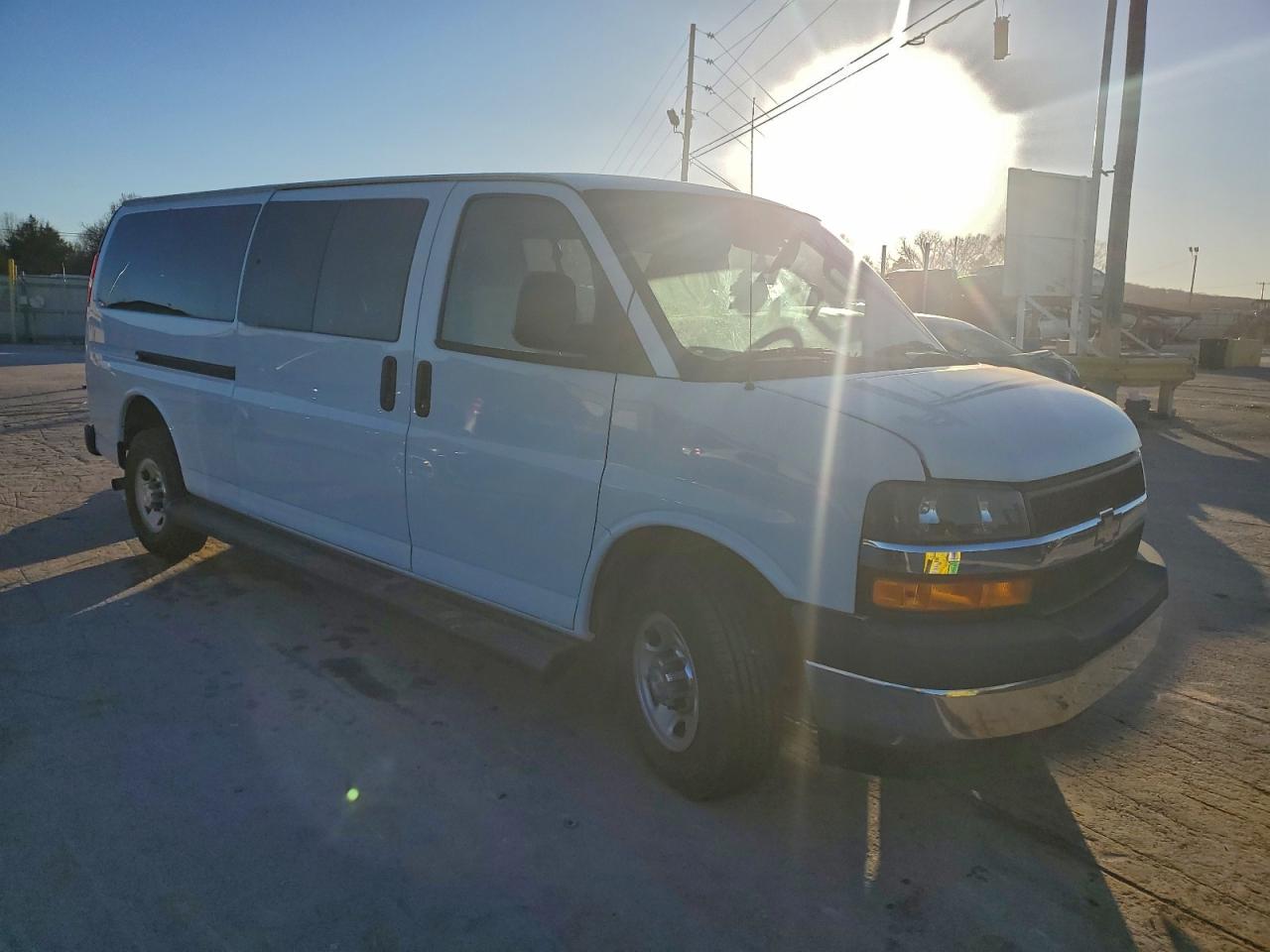 CHEVROLET EXPRESS LT