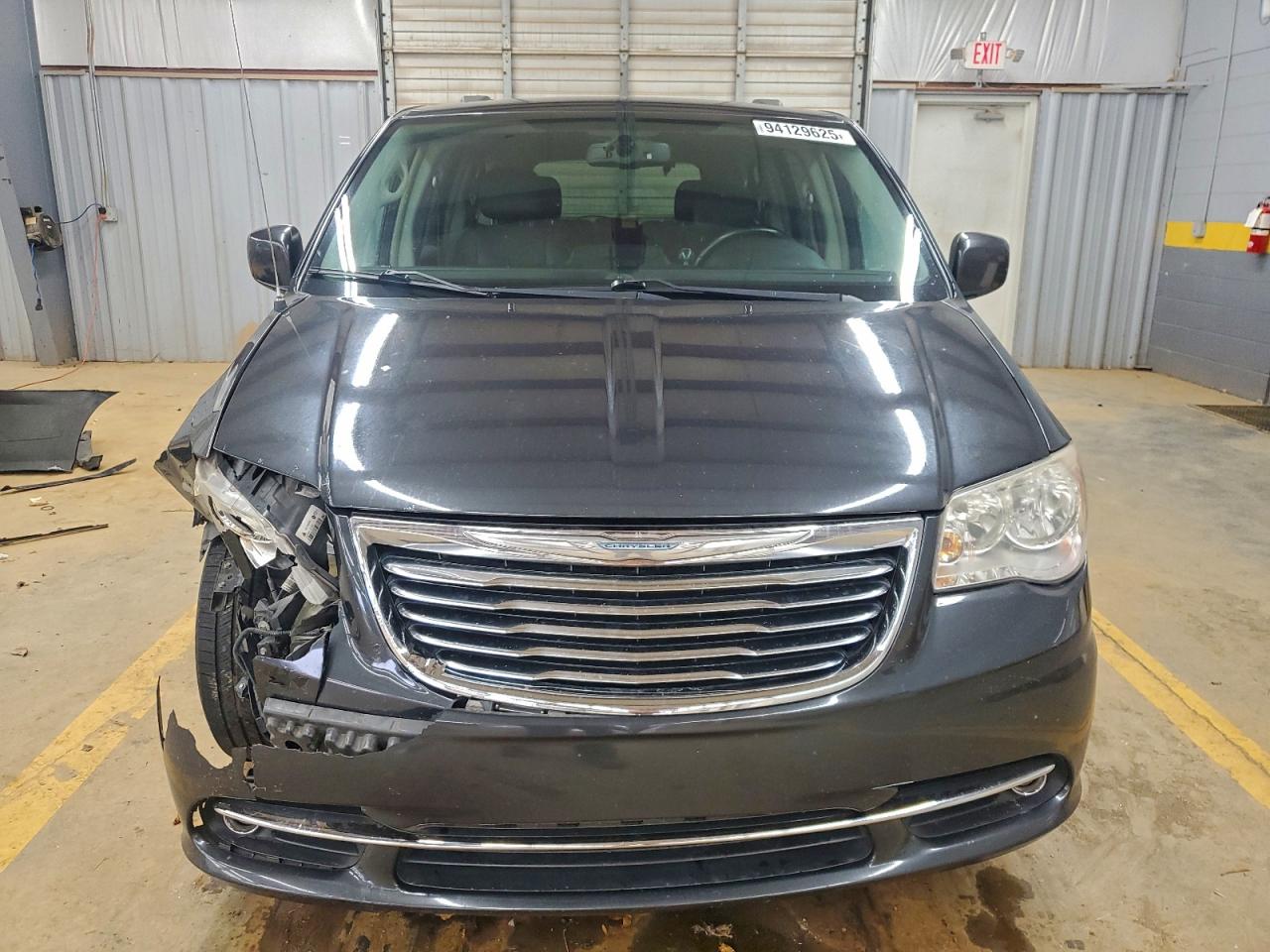 CHRYSLER TOWN & COUNTRY TOURING