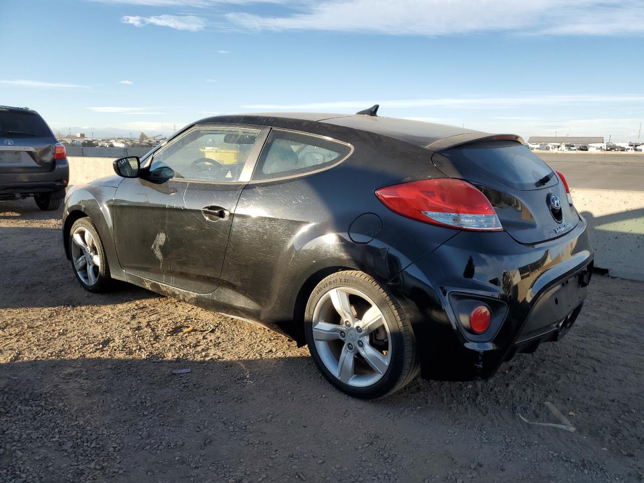 HYUNDAI VELOSTER