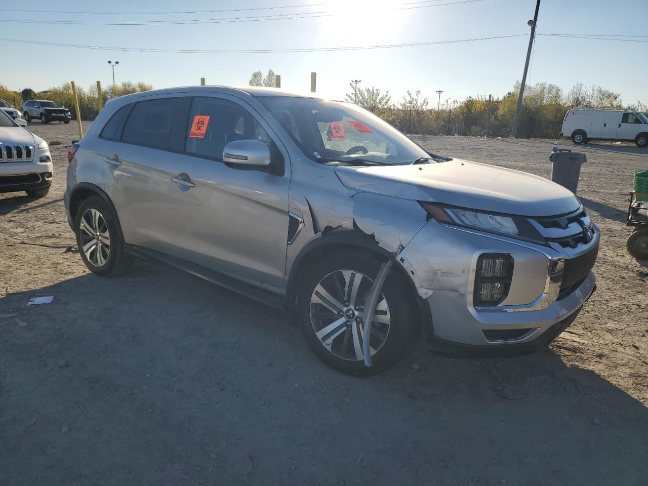 MITSUBISHI OUTLANDER ES