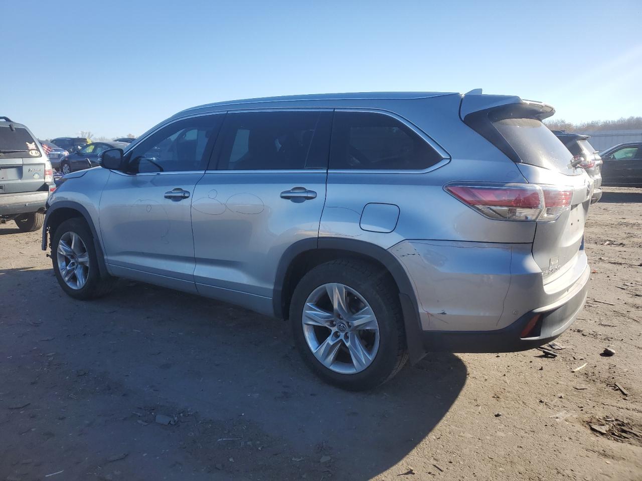 TOYOTA HIGHLANDER LIMITED