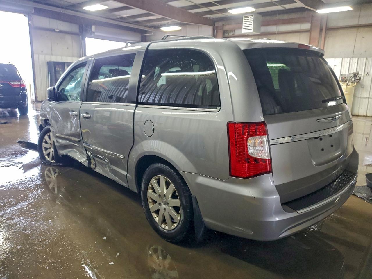 CHRYSLER TOWN & COUNTRY TOURING