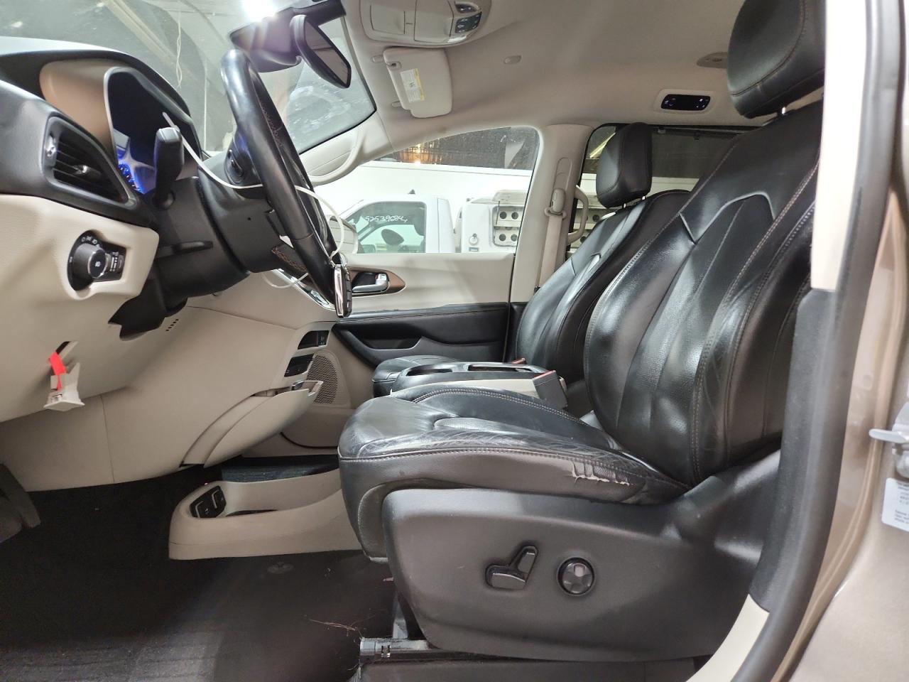 CHRYSLER PACIFICA TOURING L PLUS