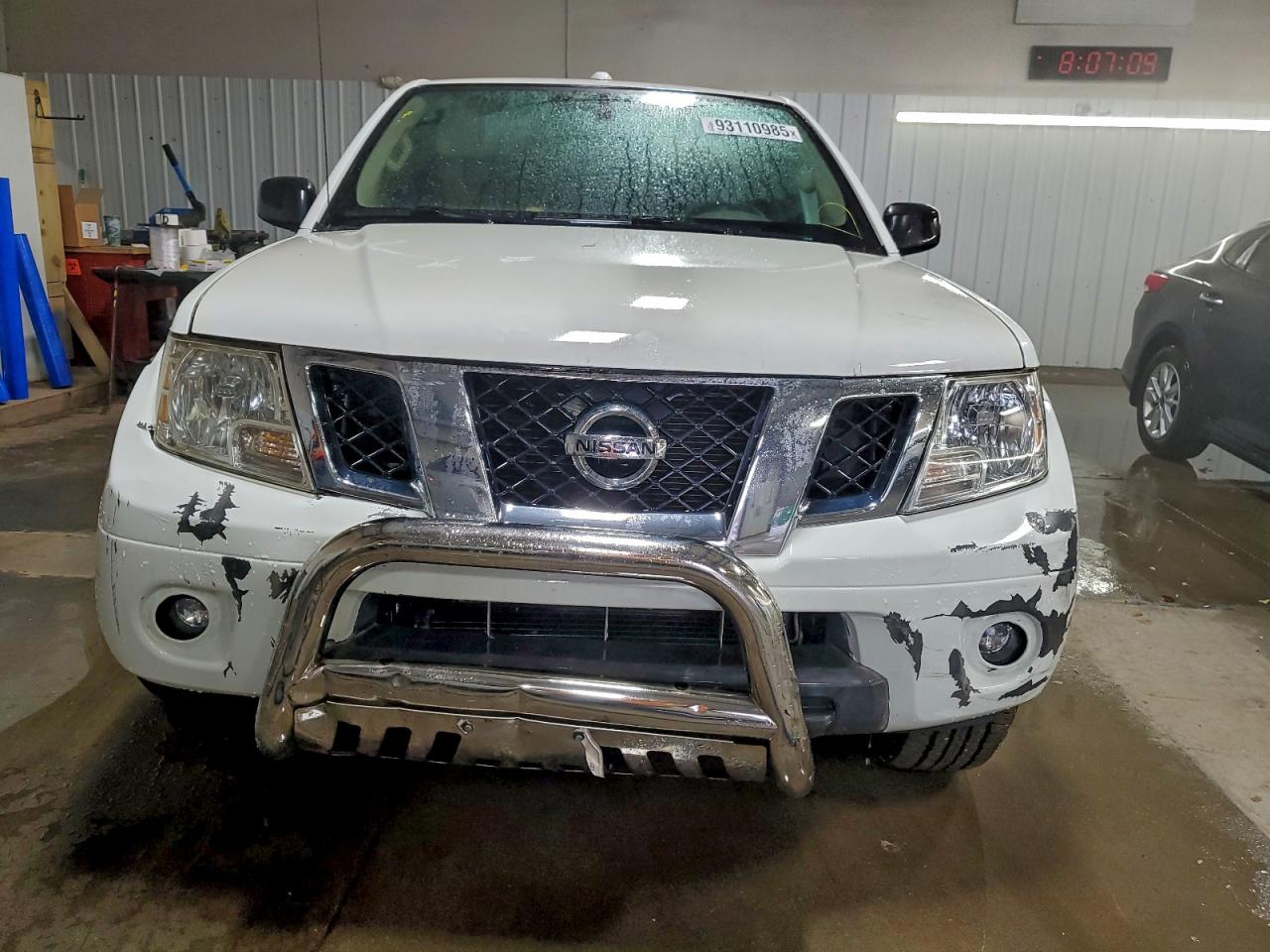 NISSAN FRONTIER SV