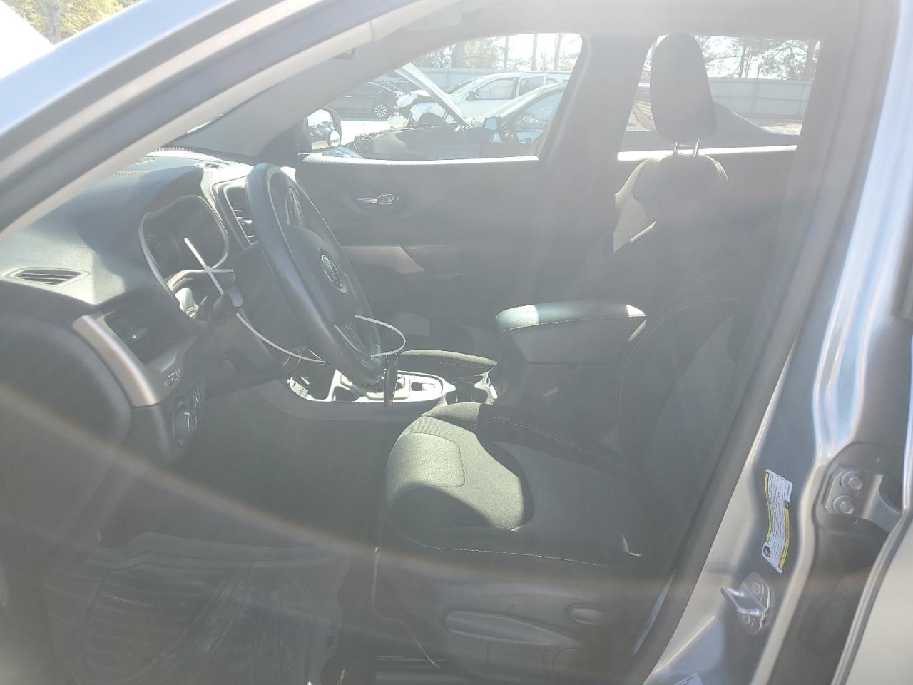 JEEP GRAND CHEROKEE SPORT