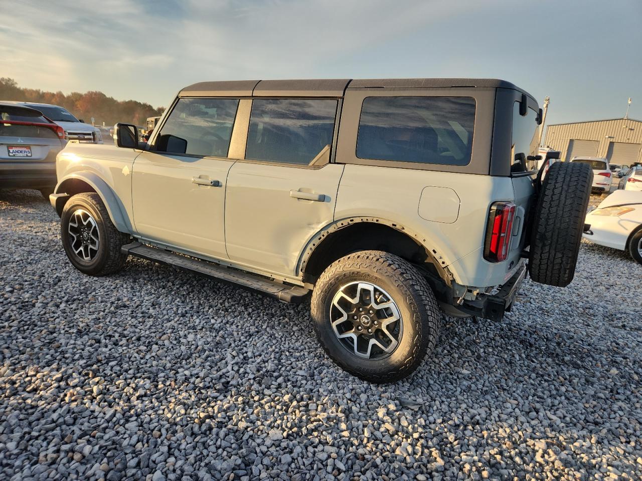 FORD BRONCO OUTER BANKS
