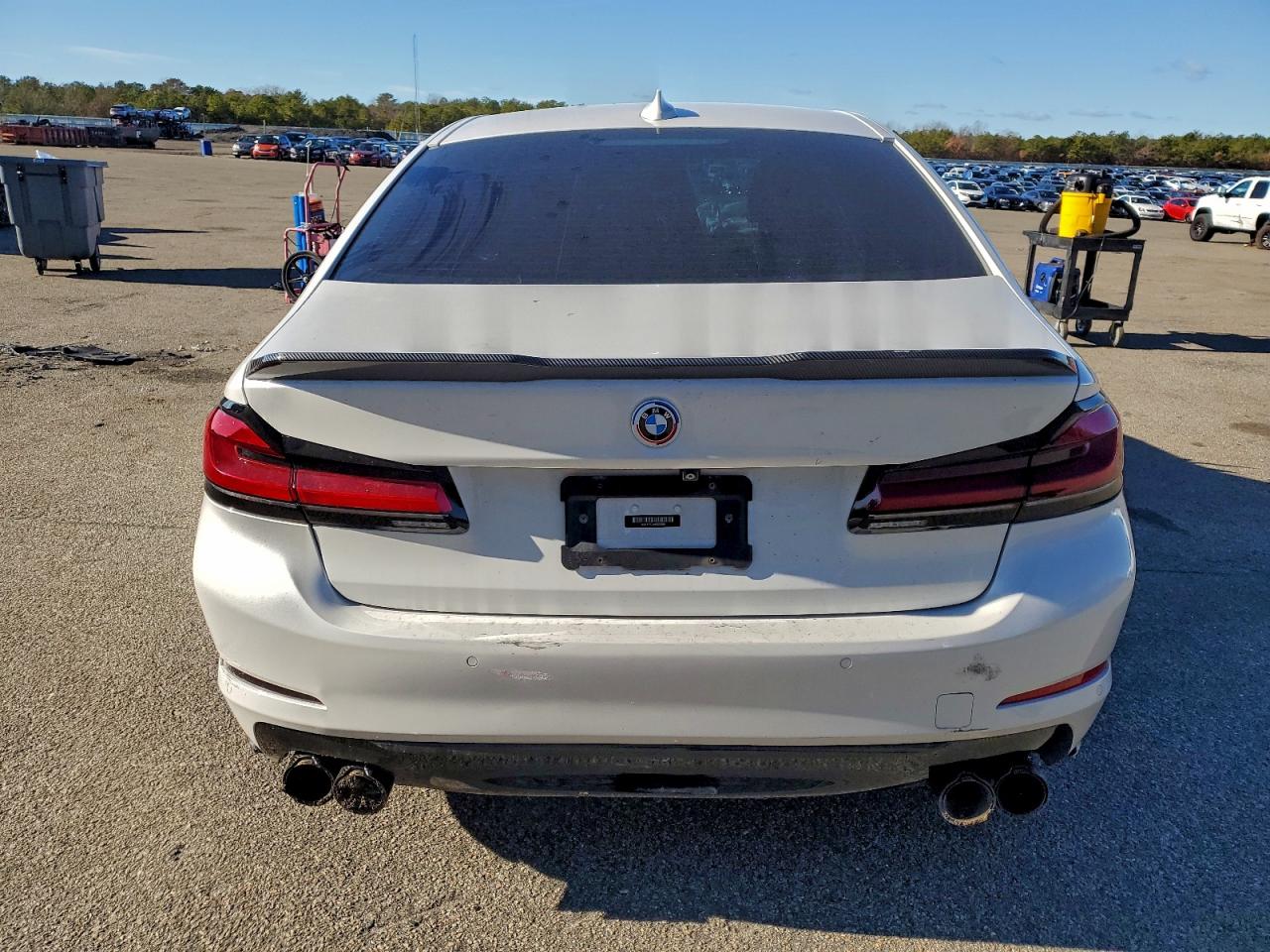 Lot #3315888126 2017 BMW 540 XI