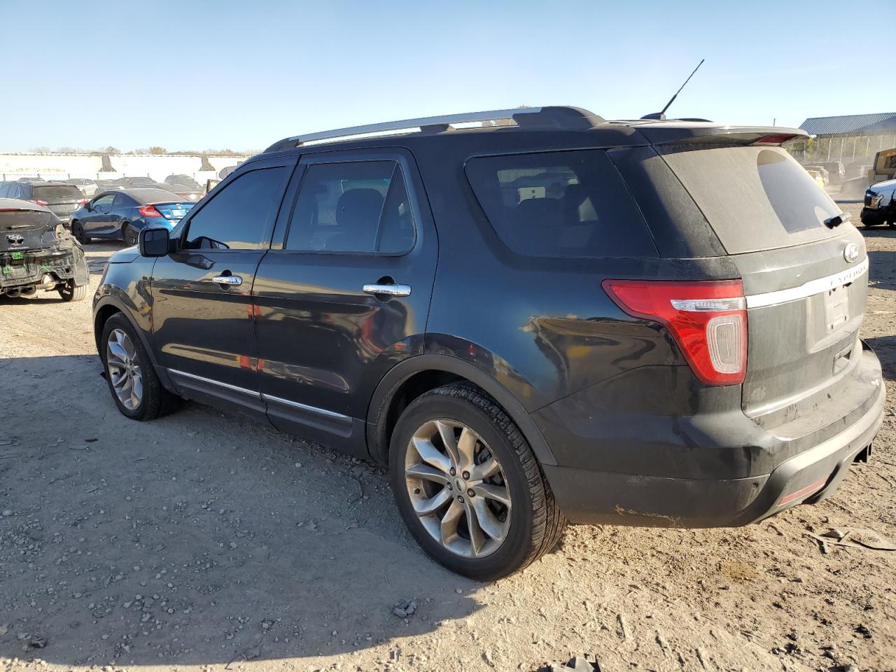 FORD EXPLORER XLT