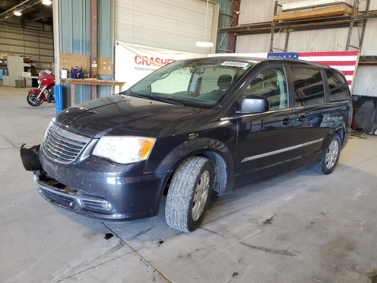 Lot #3298124146 2014 CHRYSLER TOWN & COU