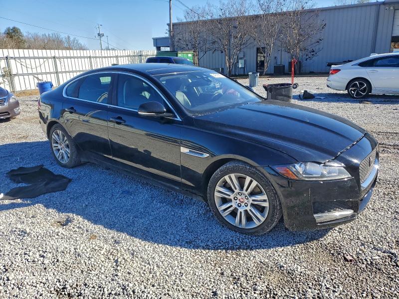 2016 JAGUAR XF PREMIUM #3301705380