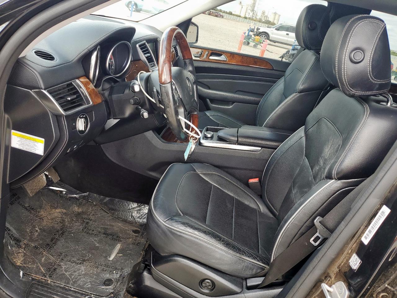 MERCEDES-BENZ M-CLASS 550 4MATIC