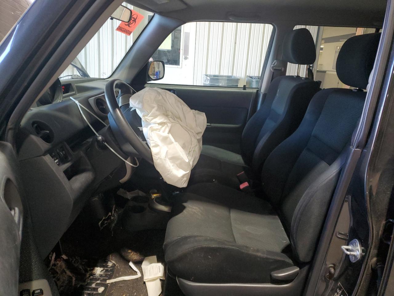 Lot #3315961118 2006 TOYOTA SCION XB