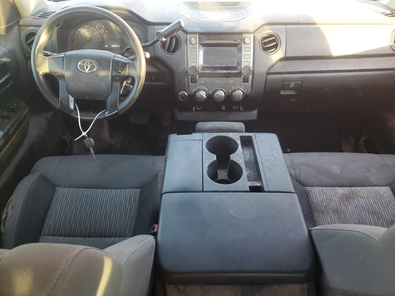 TOYOTA TUNDRA DOUBLE CAB SR