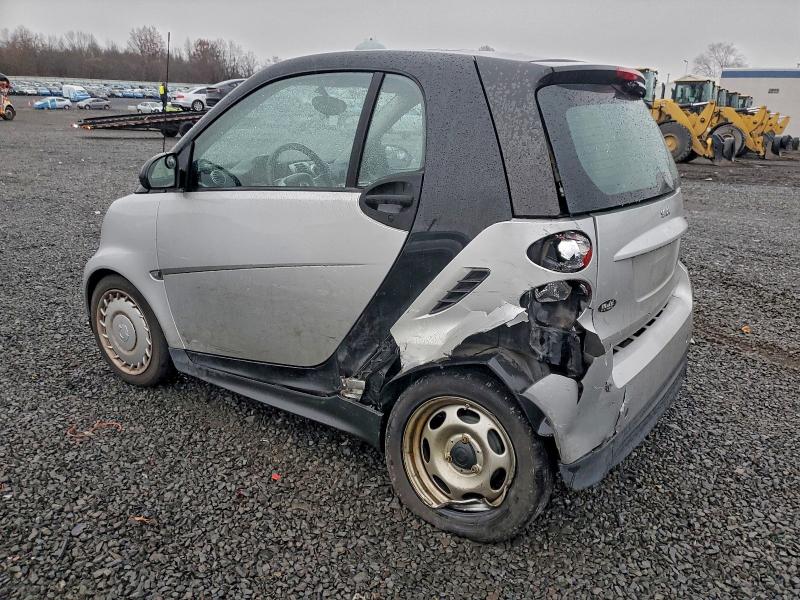 2013 SMART FORTWO PUR #3305355311