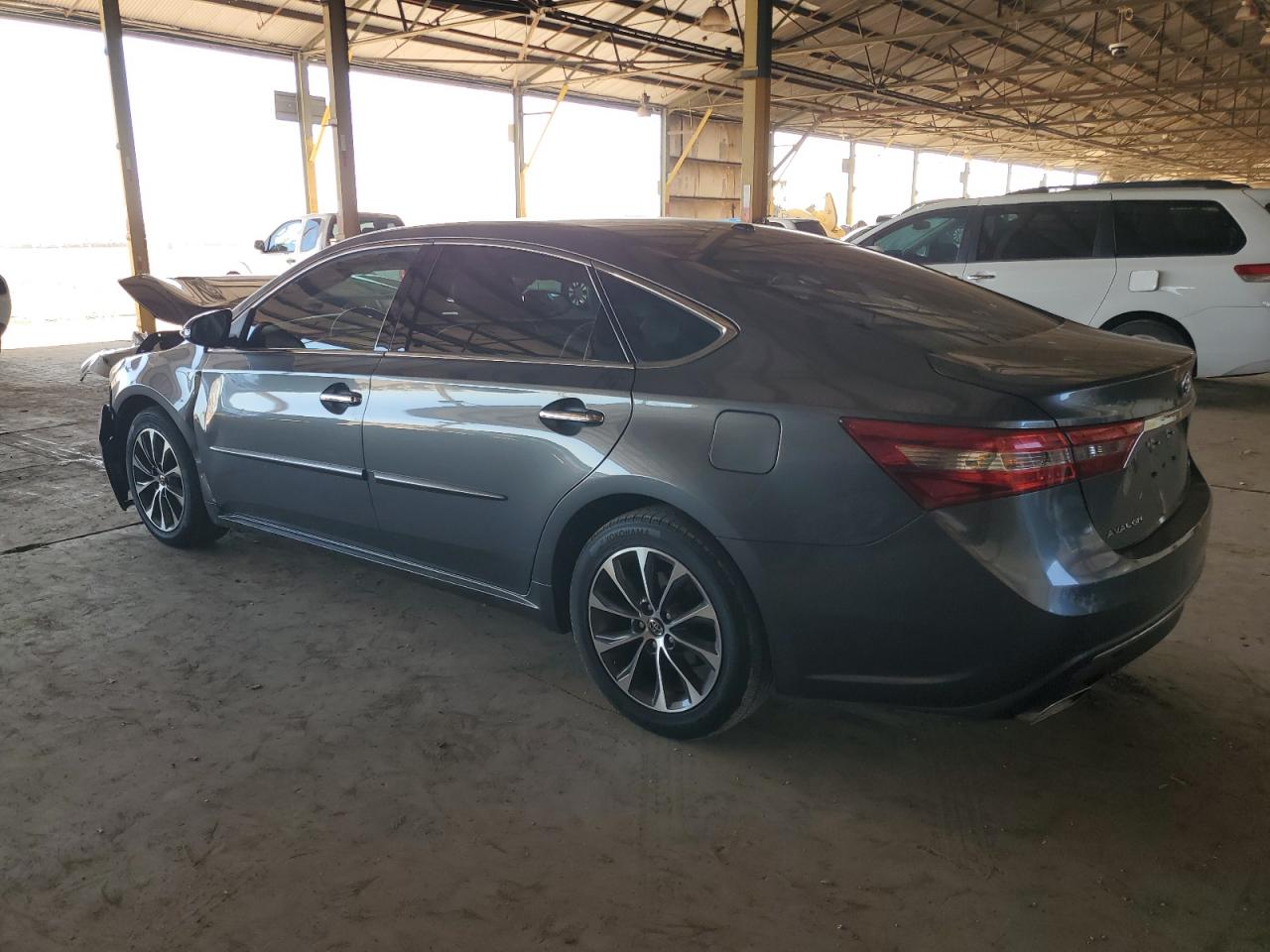 TOYOTA AVALON XLE