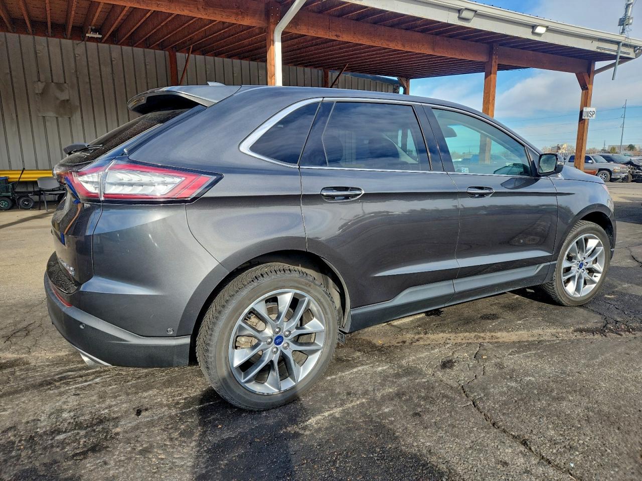 FORD EDGE TITANIUM