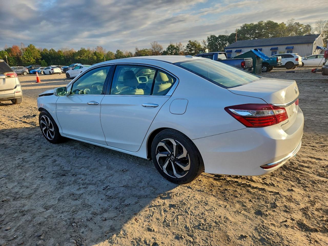 Lot #3302860911 2016 HONDA ACCORD EXL