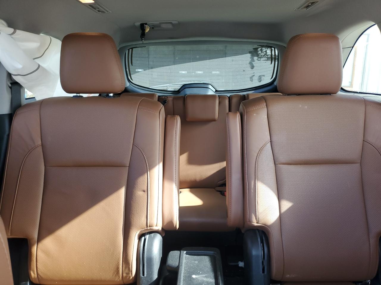 TOYOTA HIGHLANDER LIMITED