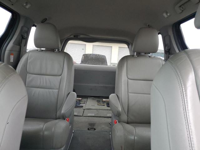 2015 TOYOTA SIENNA XLE #3284648353
