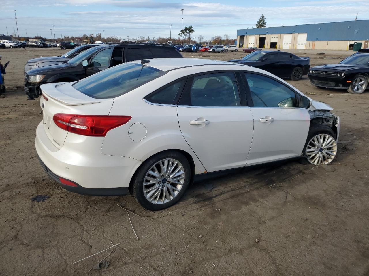 FORD FOCUS TITANIUM