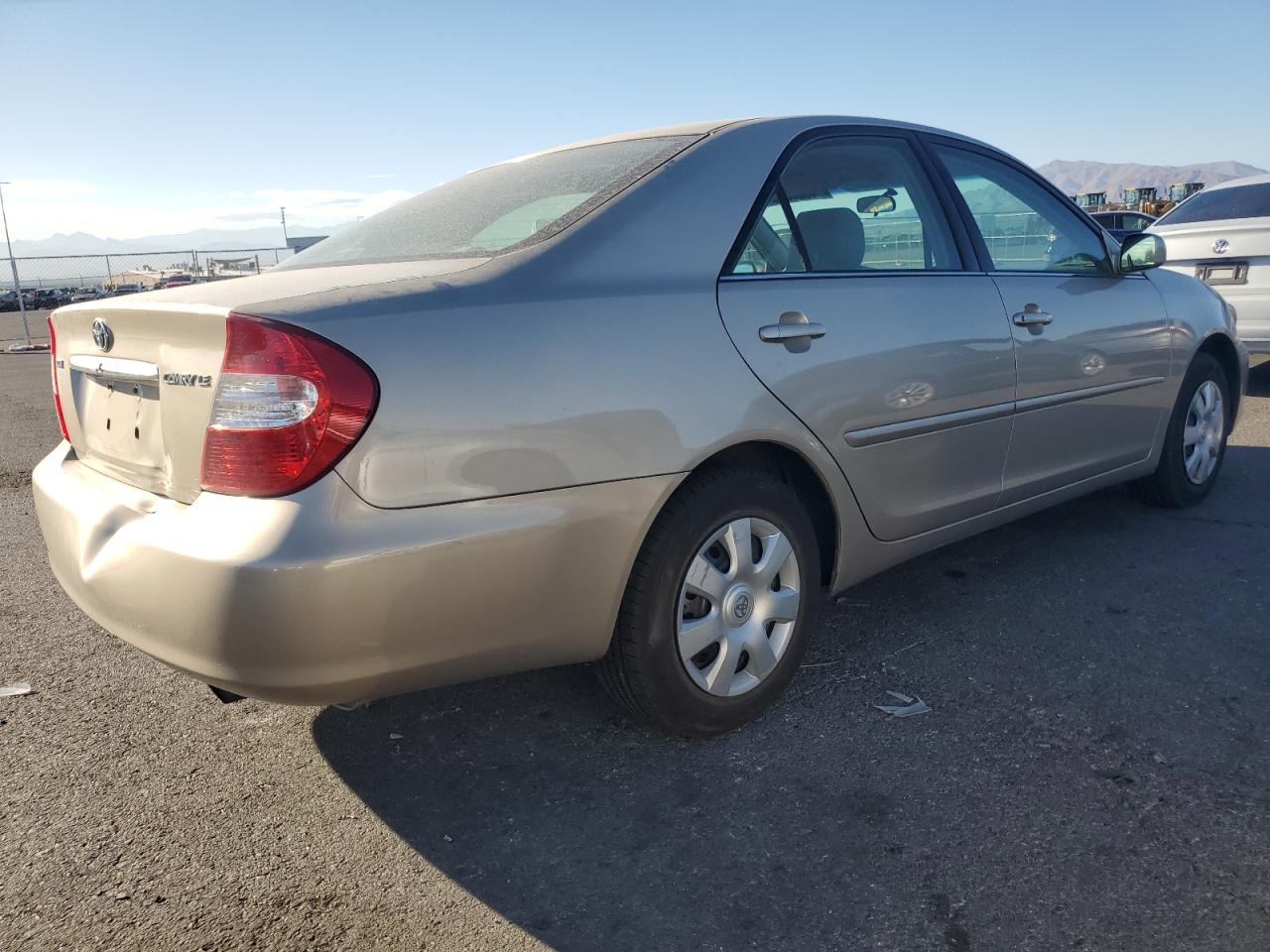 Lot #3294656039 2004 TOYOTA CAMRY LE