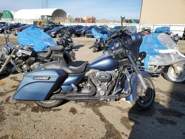 HARLEY-DAVIDSON FLHX STREE