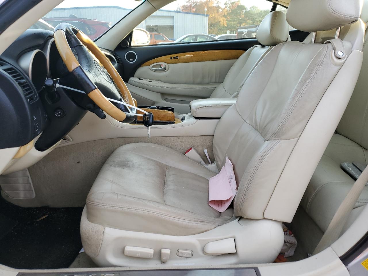 Lot #3301834369 2002 LEXUS SC 430