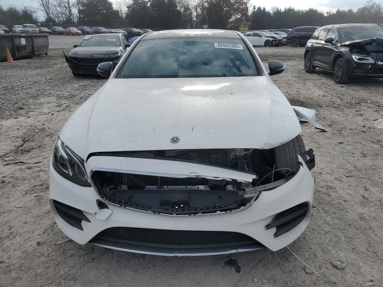 MERCEDES-BENZ E-CLASS 300