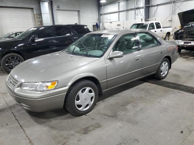 Global Auto Auctions: 1998 TOYOTA CAMRY CE