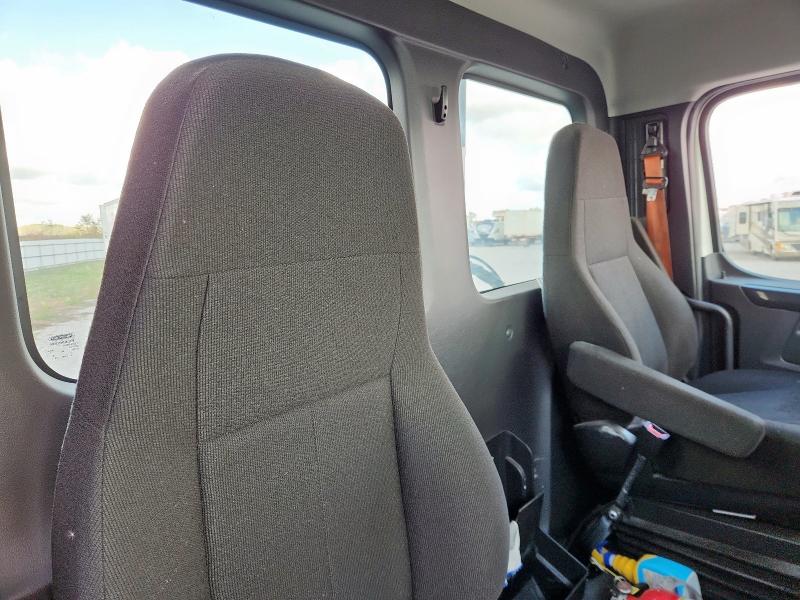 2024 FREIGHTLINER CASCADIA 1 #3303693034