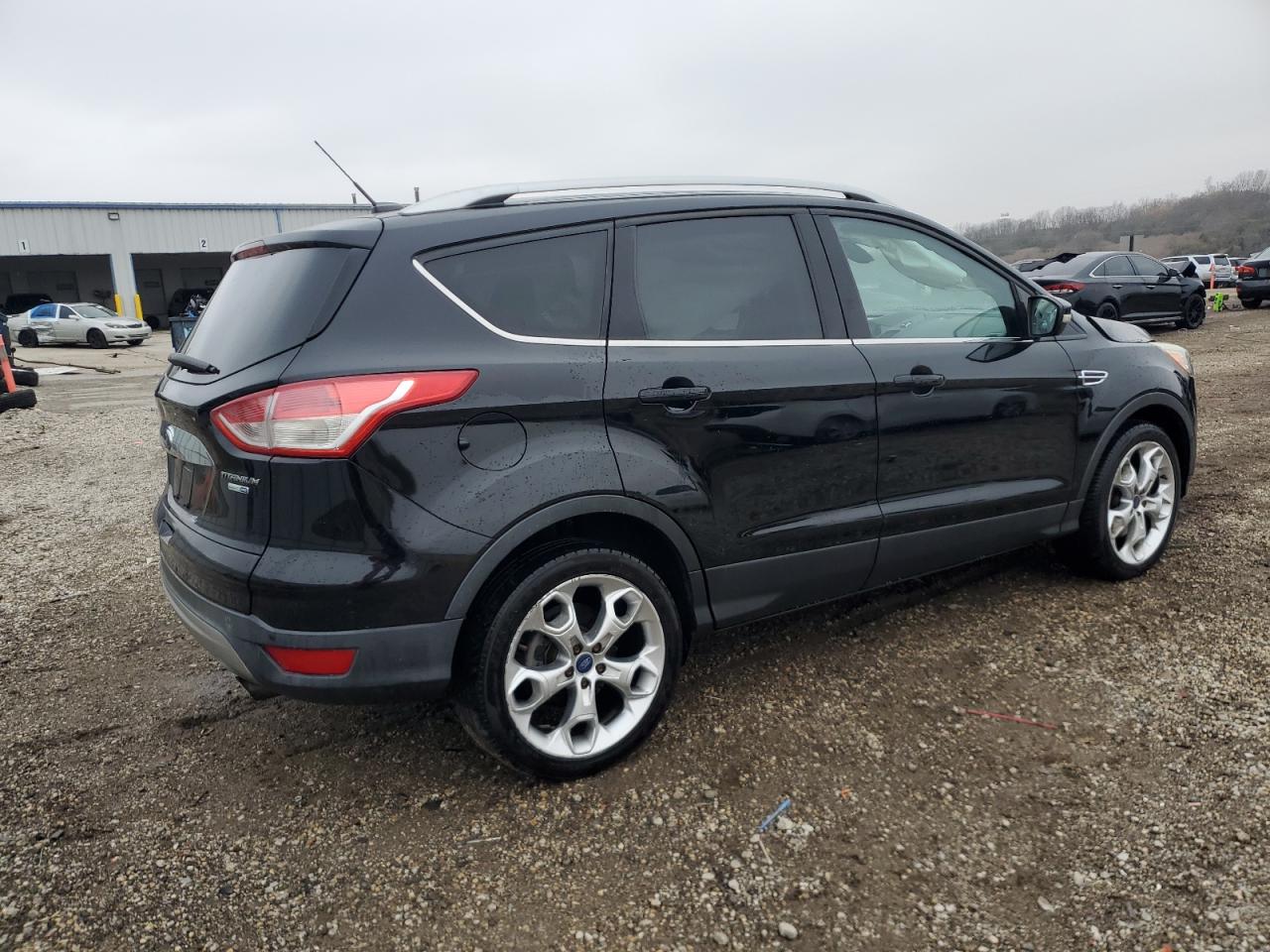 FORD ESCAPE TITANIUM