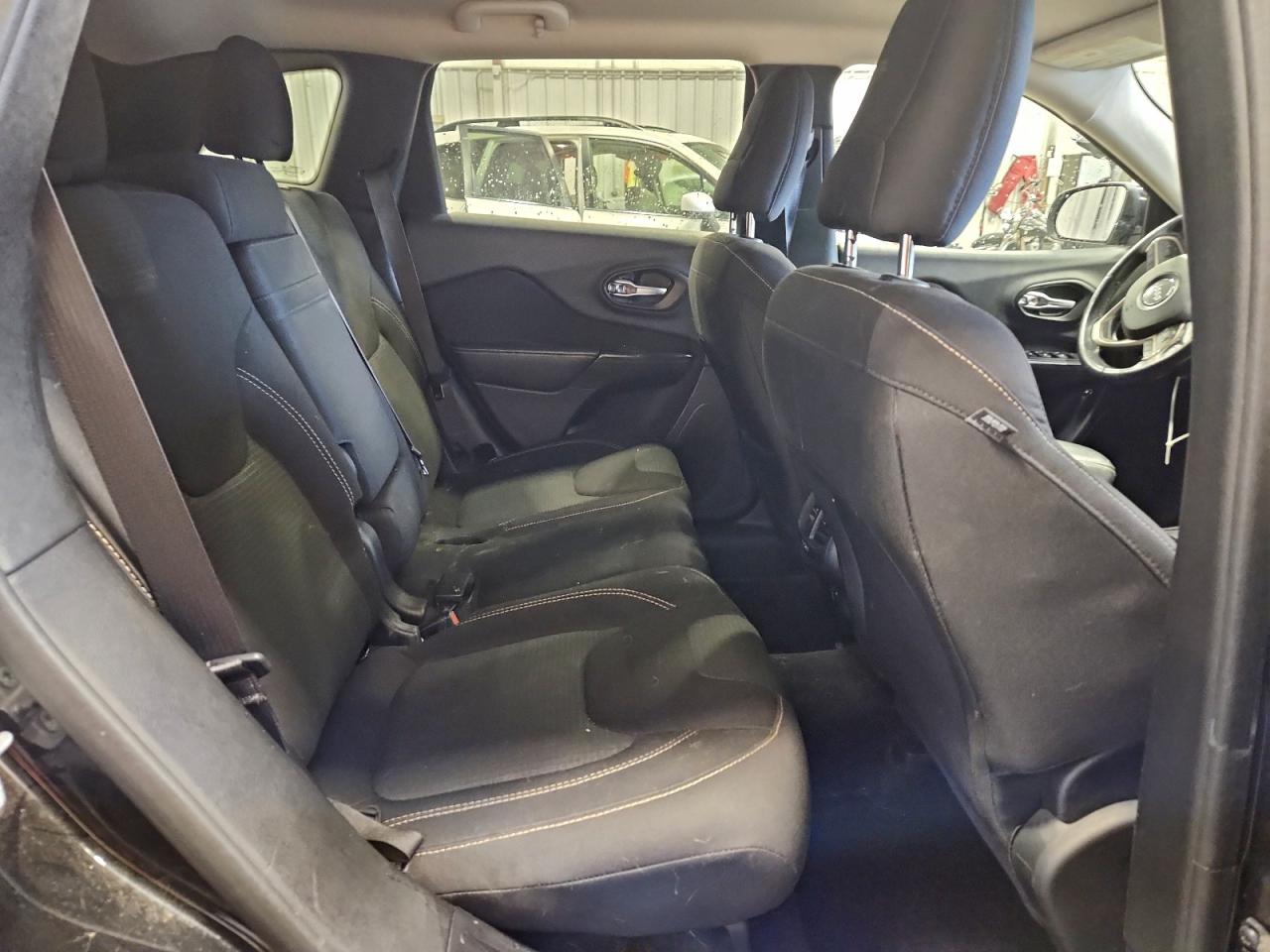 JEEP GRAND CHEROKEE LATITUDE