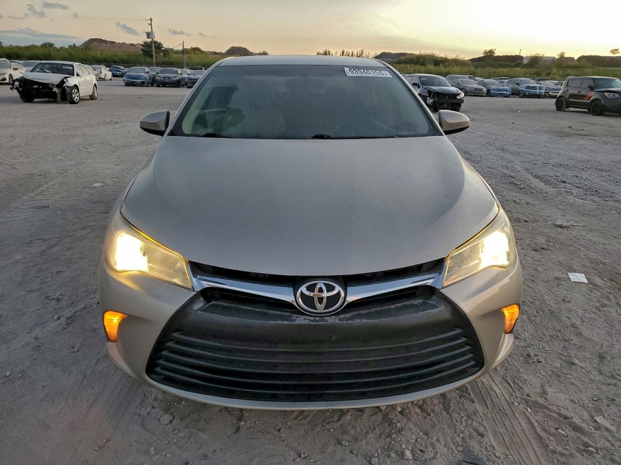 TOYOTA CAMRY LE