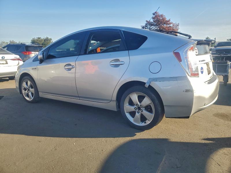 2015 TOYOTA PRIUS #3302632119