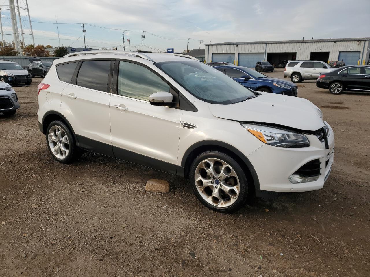 FORD ESCAPE TITANIUM