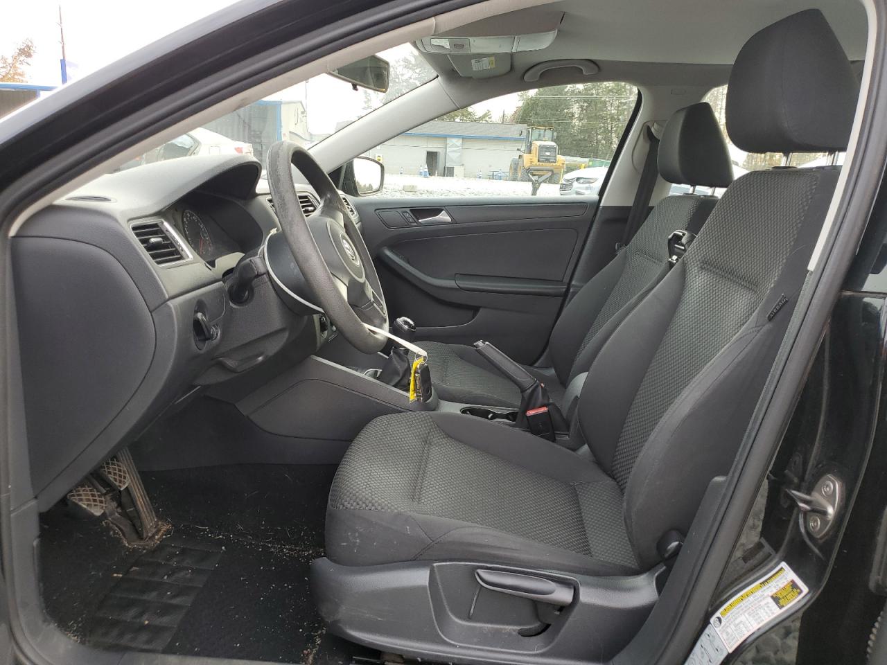 VOLKSWAGEN JETTA BASE