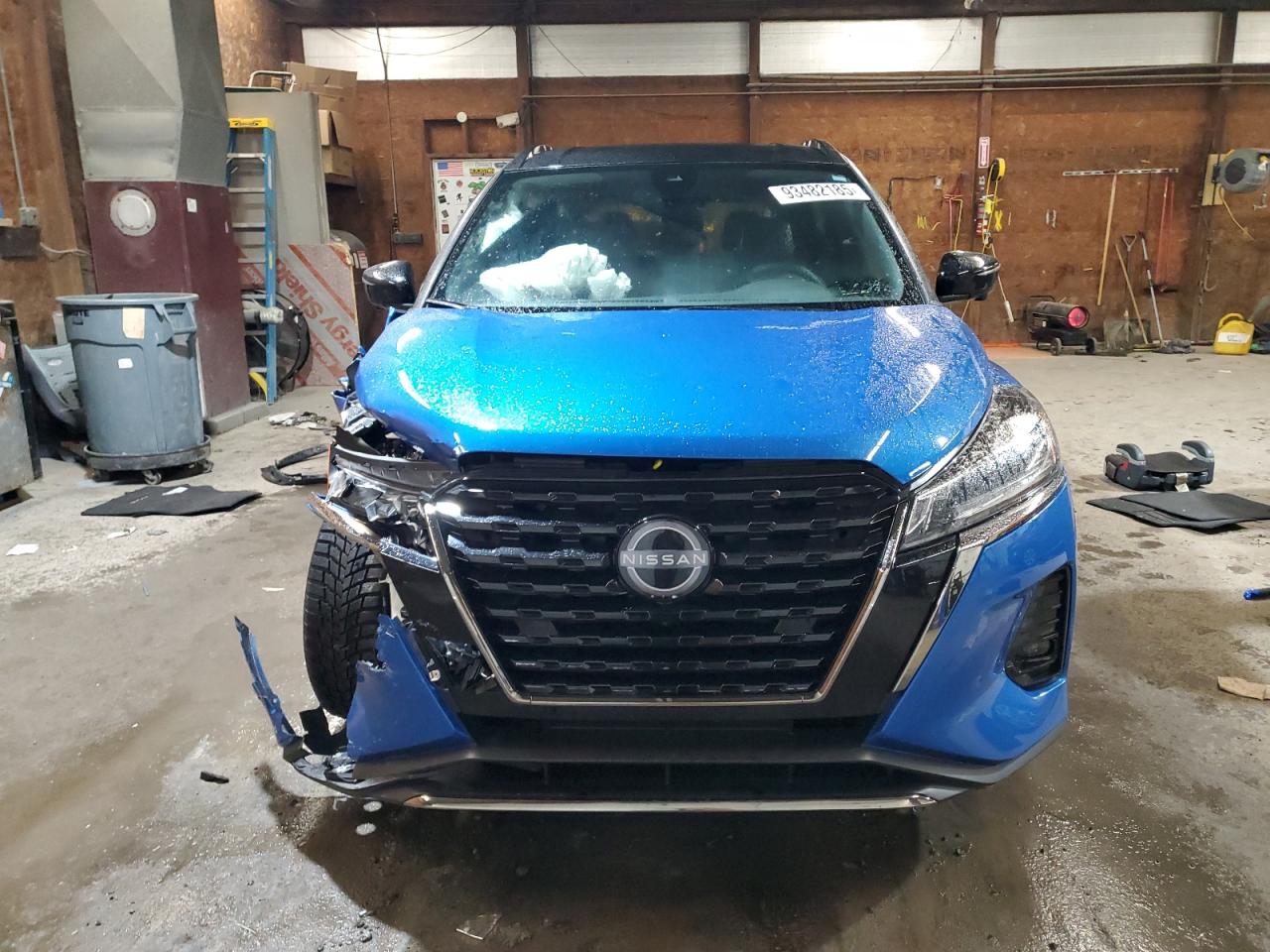NISSAN KICKS SR