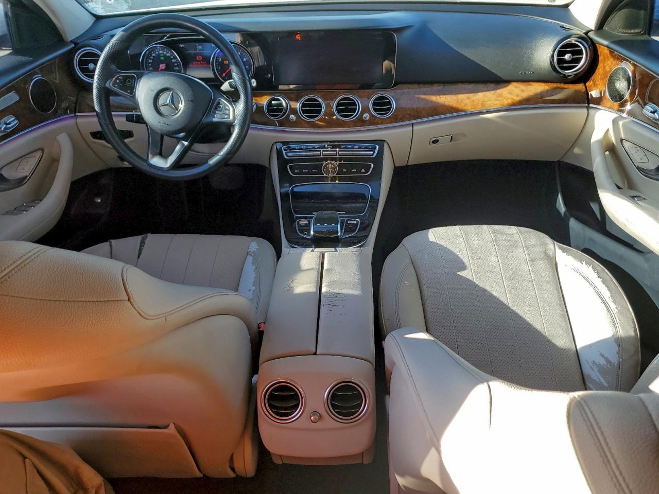 MERCEDES-BENZ E-CLASS 300
