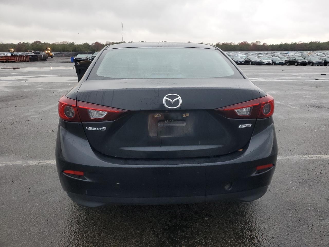 Lot #3315888105 2016 MAZDA 3 SPORT