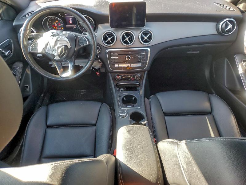2019 MERCEDES-BENZ GLA 250 #3301829360