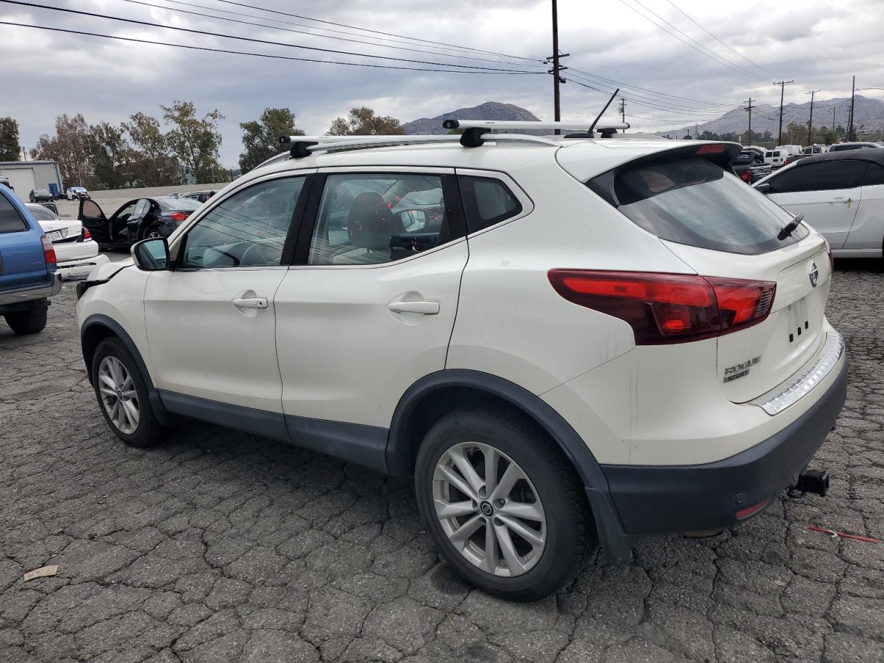 NISSAN ROGUE SPORT S